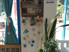 -Anne猫窝咖啡屋