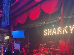 -鲨鱼美式餐厅酒吧Sharky