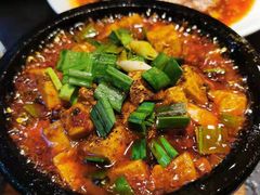 -万重锦·人文川菜馆(骡马市店)