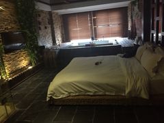 picture-天鹅恋主题酒店(积玉桥地铁站店)