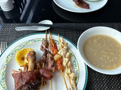 -怡豪大饭店·49楼旋转自助餐厅
