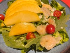 芒果牛油果大虾色拉-乐意坊Alla Torre意大利手工披萨(陆家嘴旗舰店)