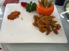 -刘姐啤酒鱼民族演艺餐厅(西街总店)