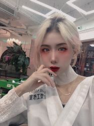 -BULB STUDIO 巴柏明星发型工作室