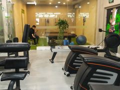 -贝菲特游泳健身(徐泾店)