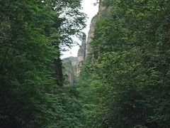 -百里峡七彩艺术小镇