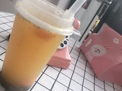 -F小姐甜品店(威海路店)