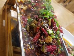 -石磨豆花家常菜·牦牛排土火锅