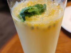 百香果特饮-凯菲厅海鲜姿造·海鲜自助·帝王蟹·龙虾(成都群光君悦酒店)