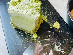 -必胜客(绿地新都会店)