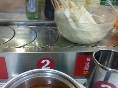 -百品聚旋转火锅(万德庄店)