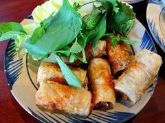 -Cuc Gach Quan Restaurant