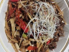 -弓虽昌焖烧鸡(大竹林店)