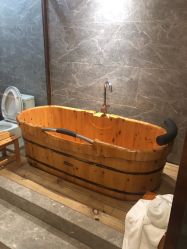 -苑苑vbeauty科技美容SPA