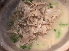 -洞庭土菜小炒馆(易发广场店)