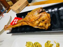烤羊腿-丁里羊肉小镇(天鹅湖总店)