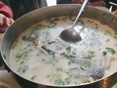 -松沪名灶·豆浆鱼头·新上海菜(飞航吾悦广场店)