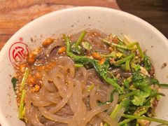 -万记麻辣烫国展总店