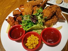 炸鸡拼盘-机器人火炉披萨(爱琴海店)