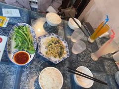 -蜗牛小馆醉乡民谣云南菜(惠新西里店)