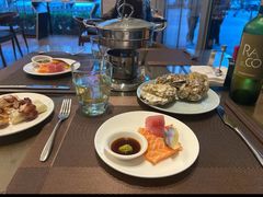 -飨食汇全日制餐厅·昆山皇冠假日酒店(九方店)