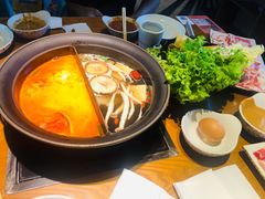 -呷哺呷哺(融创茂店)