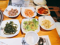 -唯成•韩国炭火烤肉 유성고기