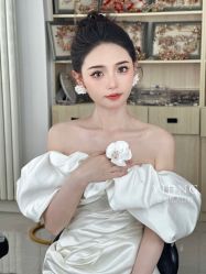 -艺憬婚纱礼服·造型(二七万达店)
