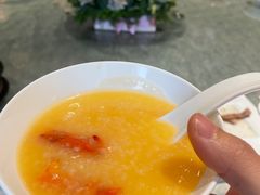 龙虾四吃之虾足煲粥-和苑·精致粤菜(珠江新城店)