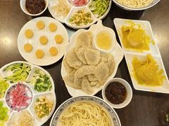 -老北京炸酱面大王.铜锅涮肉(朝阳门店)