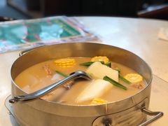 -肥仔文澳门猪骨煲(南京西路店)