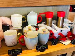 -星巴克(杭州西湖银泰1F店)