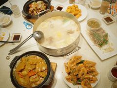 -肥仔文澳门猪骨煲(南京西路店)