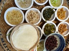 -包整·丝娃娃(一览甲秀楼风景店)