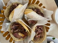 -闫家驴肉老店(华电一校店)