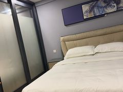 -泊雅酒店公寓(广州琶洲磨碟沙地铁站店)