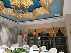 -马尔龙新疆饭店·清真(瑞景店)