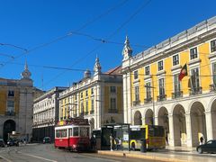 -商业广场(Praça do Comércio)