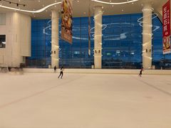 -世纪星滑冰俱乐部(万象城店)