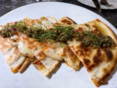 -LESCEDARS Brasserie Bistro香柏树