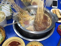 -马路边边·成都串串(翠柏路店)