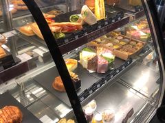 -星巴克臻选(南京金茂览秀城店)