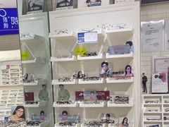 -诺柯视眼镜-蔡司依视路官方工厂店(淞南一店)