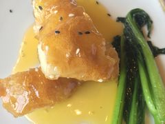 芝麻西柠鸡-金轩中餐厅 Jin Xuan(浦东丽思卡尔顿酒店)