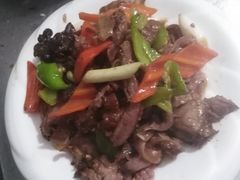 招牌美食-冯记白土岗辣子鸡