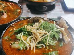 -肥汁米蘭香港米线(定西路店)