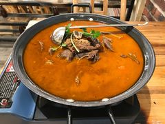 -霄汉牛三鲜湖北砂锅菜(万松园2店)