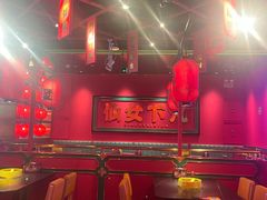 -多嘴超级肉蟹煲(杉杉国潮主题店)