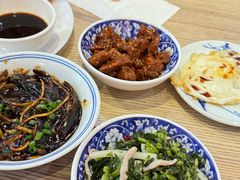 雪菜笋丝肉丝-君东记本帮面馆(天钥桥路店)