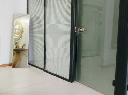 -薇兰专业脱毛连锁机构